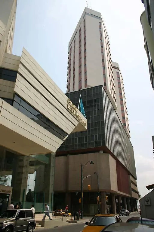 מלון גוויאקיל Edificio Torres Del Rio