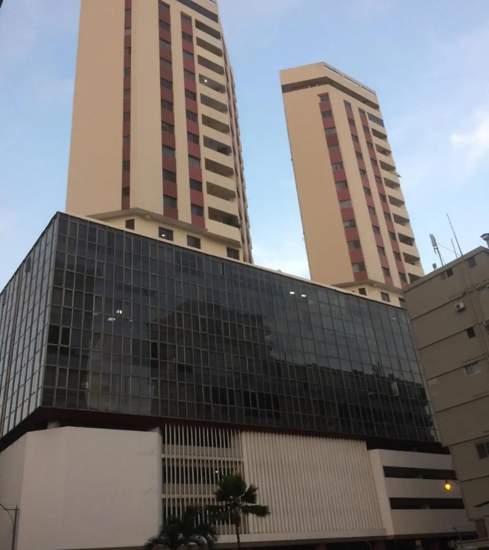 מלון גוויאקיל Edificio Torres Del Rio 0*,